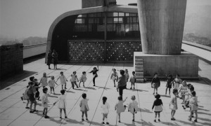 Unidad de habitación de Marsella, 1946, Le Corbusier. Marsella, Francia | laformamodernaenlatinoamerica.blogspot.com.es