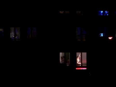 Danza en el comedor de casa