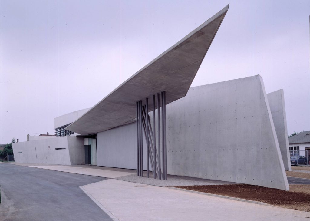 vitra fire station | ©Zaha Hadid Architects
