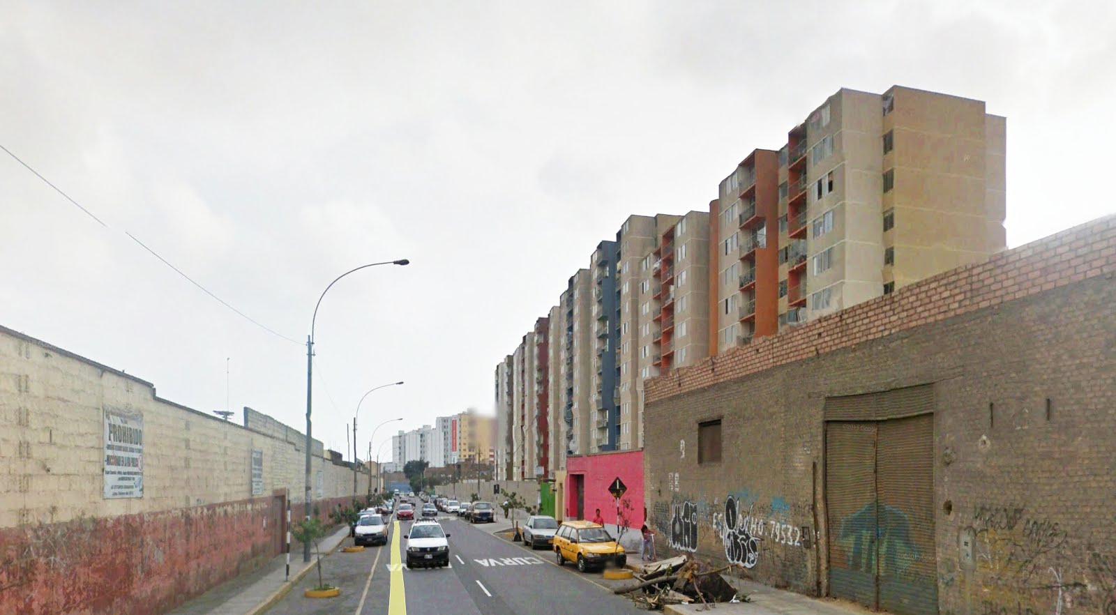 Cercado de Lima, desarrollo inmobiliario entre las Av. Zorritos y Benavides | Fuente: Google Earth 2017