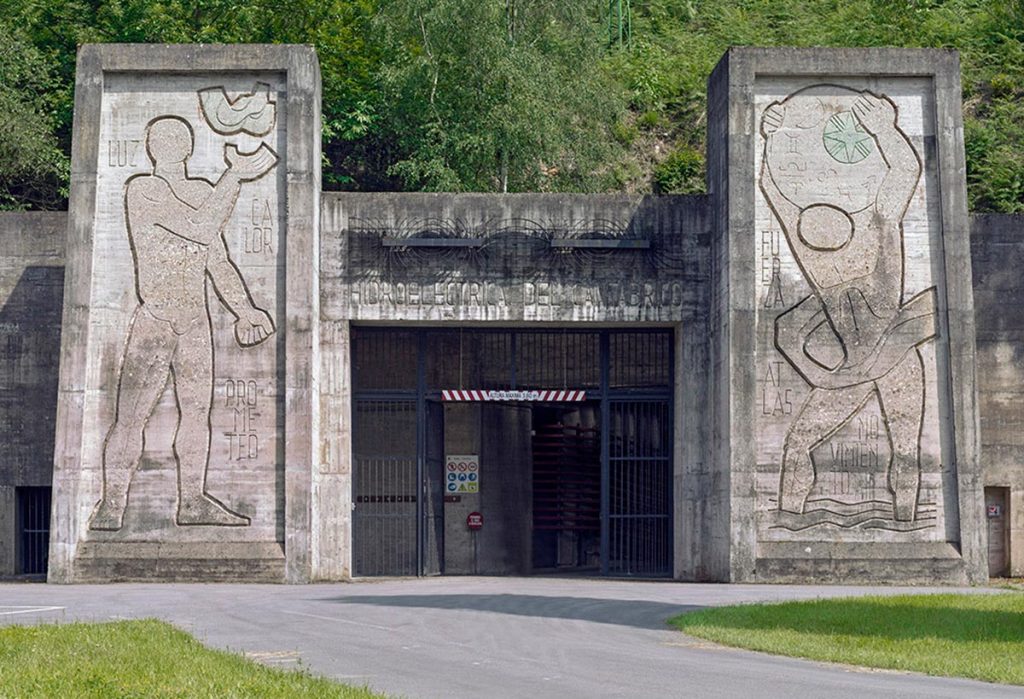 Joaquín Vaquero Palacios, integración artística en la Central hidroeléctrica de Salime (Asturias), 1954-1980. © Joaquín Vaquero Palacios, VEGAP, Madrid, 2018 © Fotografía: Luis Asín