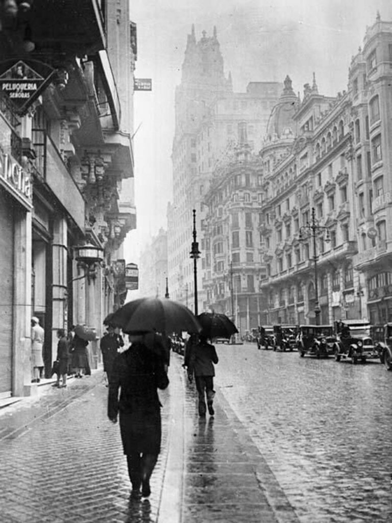 Madrid, Gran Vía, años 30.