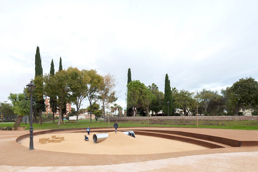 Parque Castellar Oliveral. Paisajes de juego HDH arquitectos o7 ©Milena Villalba