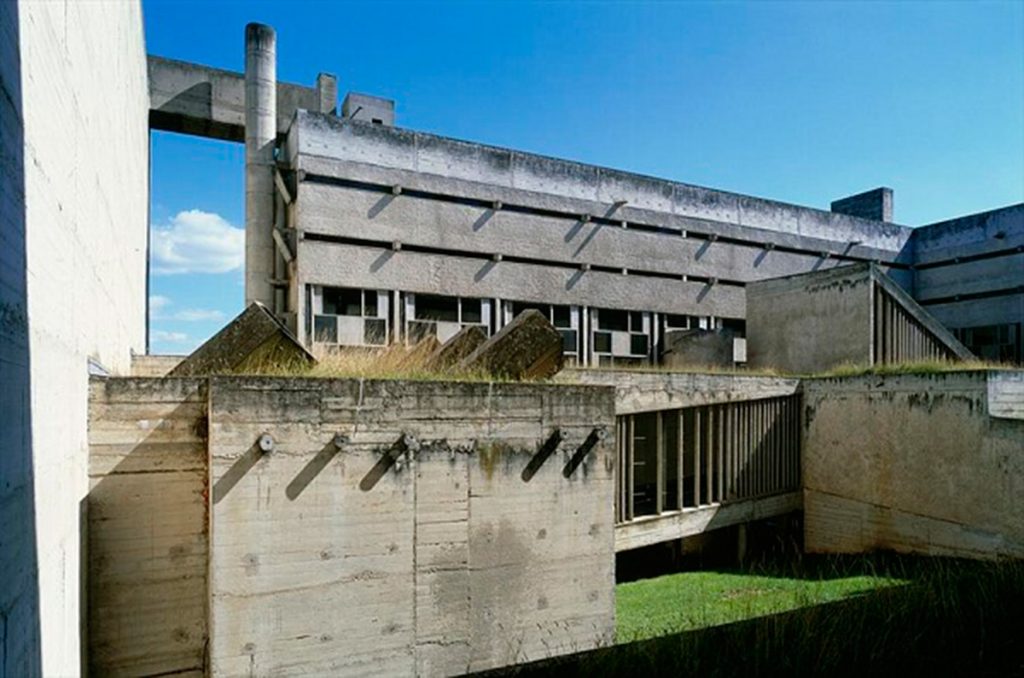 La Tourette | Olivier Martin Gambier, 2004 © FLC ADAGP