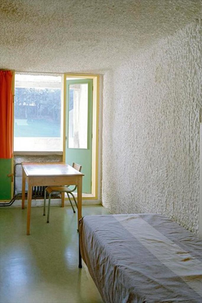 La Tourette | Olivier Martin Gambier, 2004 © FLC ADAGP