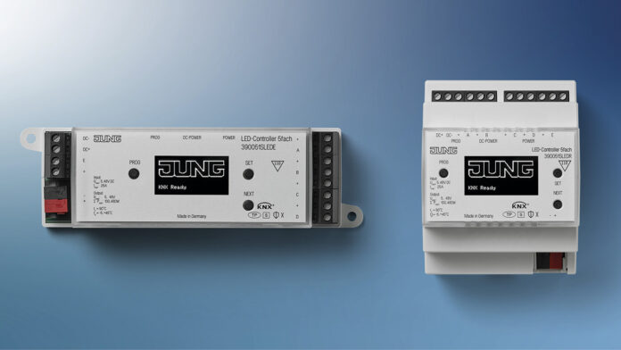 JUNG con su nueva gama de controladores LED lleva la luz y el color al universo KNX JUNG_IMG_KNX_LED-Controller_5-gang_REG_3900_and_51SLEDR