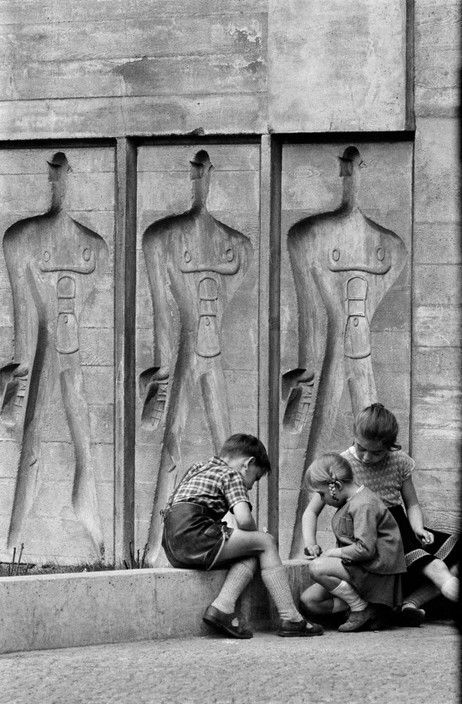 La dimensión del alma José del Carmen Palacios Aguilar GERMANY. West Berlin. 1959_ Rene Burri_Magnum Photos