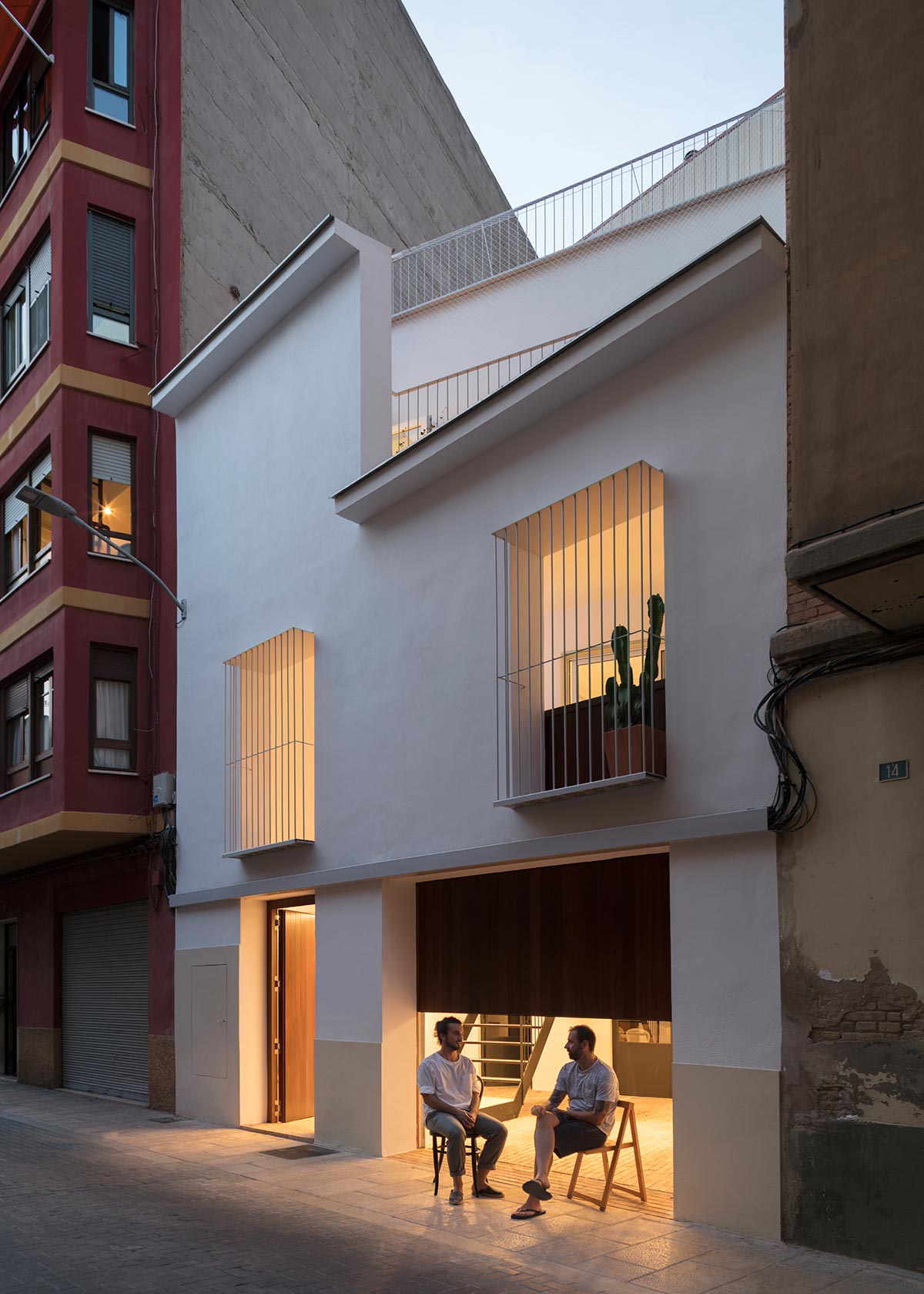 Casa entre medianeras en el Raval de la Trinitat de Castellón el fabricante de espheras 19 ©Milena Villalba