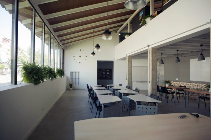 Rehabilitación-antiguo-matadero-de-Benlloch-para-su-transformación-en-un-espacio-cultural,-del-arquitecto-Daniel-J.-Mas-Mateu-interior