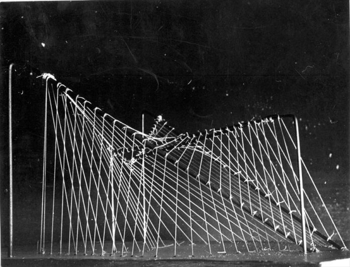 La técnica oportuna Miguel Ángel Díaz Camacho model Xenakis Fundación Le Corbusier, FLC ADAGP La técnica oportuna Miguel Ángel Díaz Camacho model Xenakis Fundación Le Corbusier, FLC ADAGP