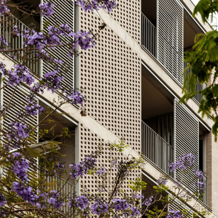 Edificio de viviendas en Torrent RAUM 41_42 3 © Alejandro Gómez Vives
