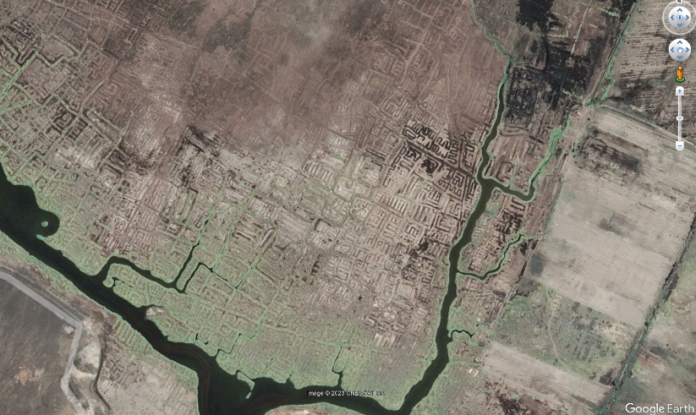 La creación de las ciudades Fernando FreirCanalización de origen Chimú en los Humedales en los alrededores de Puerto Casma, vistos desde el Google Earth La creación de las ciudades Fernando FreirCanalización de origen Chimú en los Humedales en los alrededores de Puerto Casma, vistos desde el Google Earth