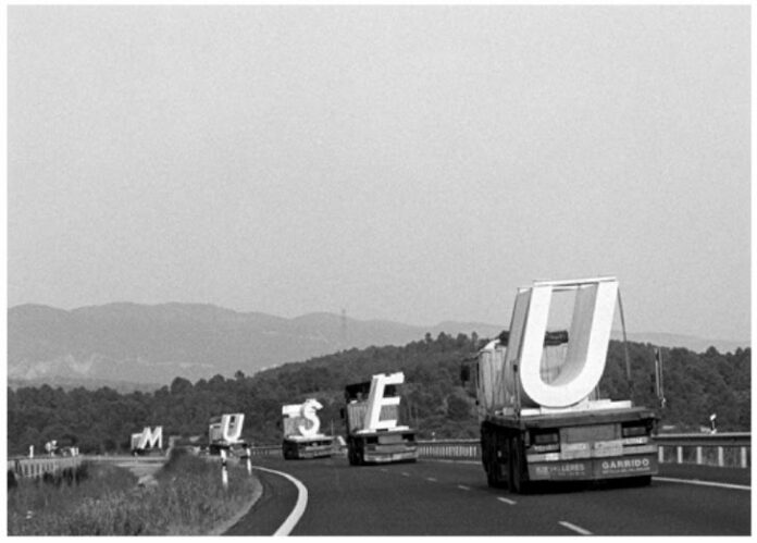 El límite de la arquitectura Miguel Ángel Díaz Camacho MUSEU M+T El límite de la arquitectura Miguel Ángel Díaz Camacho MUSEU M+T