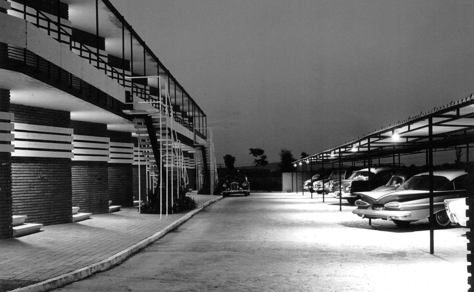 Motel El Hidalgo, de Antonio Lamela nº 126 de la revista Informes de la construcción (diciembre 1960) 4