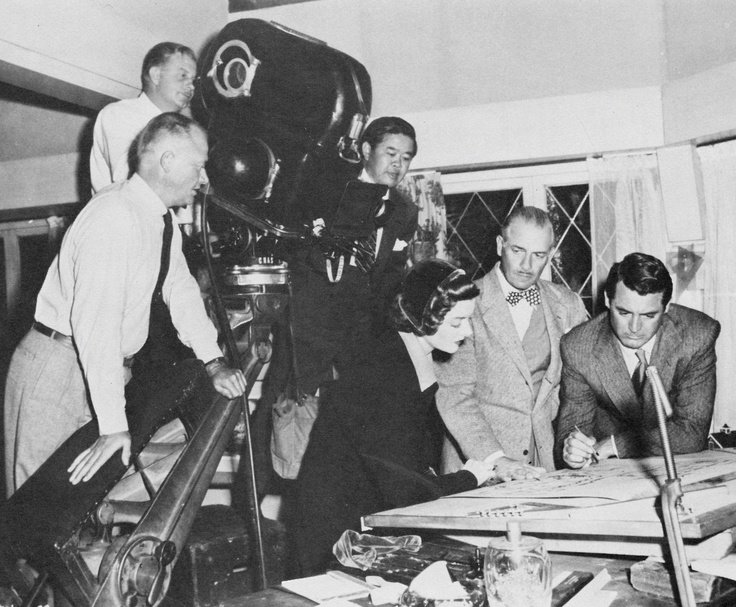 Los Blandings de nuevo Jorge Gorostiza Rodaje en el estudio del arquitecto. De izquierda a derecha, el director H. C. Potter, el operador Charles Burke y el director de fotografía James Wong Howe