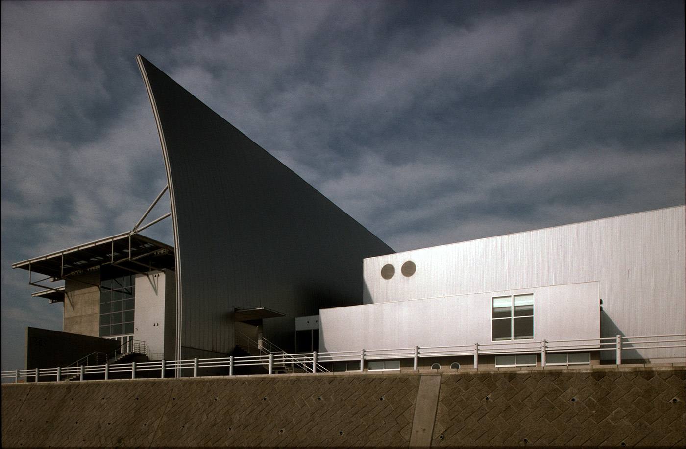 Riken Yamamoto, premio Pritzker 2024 Luis Alberto Monge Calvo 3-Iwadeyama-Junior-High-School-1