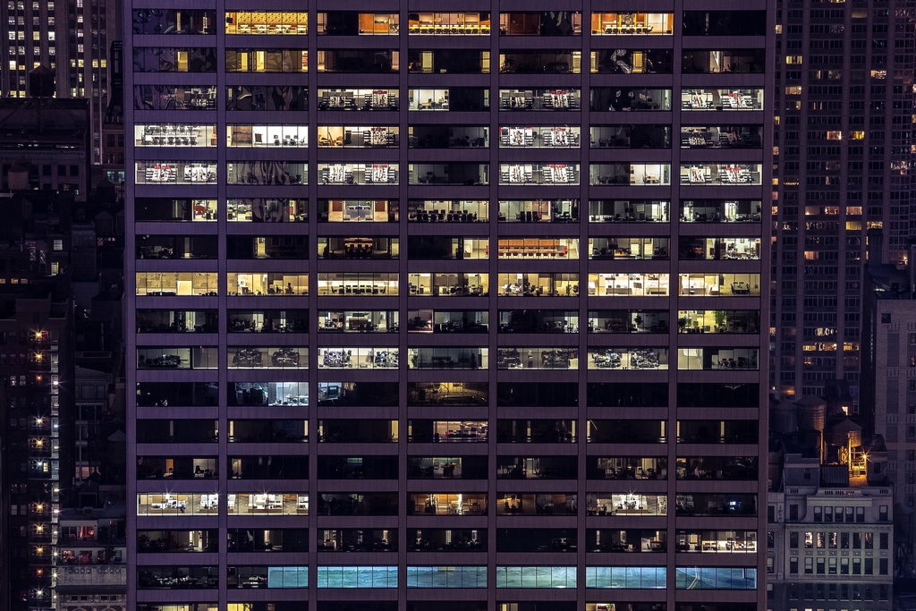 Julio Ramón Ribeyro y las ventanas. Insumos para un pensamiento arquitectónico-literario Víctor H. Palacios Cruz architecture-skyline-night-window-building-skyscraper-32199-pxhere.com Julio Ramón Ribeyro y las ventanas. Insumos para un pensamiento arquitectónico-literario Víctor H. Palacios Cruz architecture-skyline-night-window-building-skyscraper-32199-pxhere.com