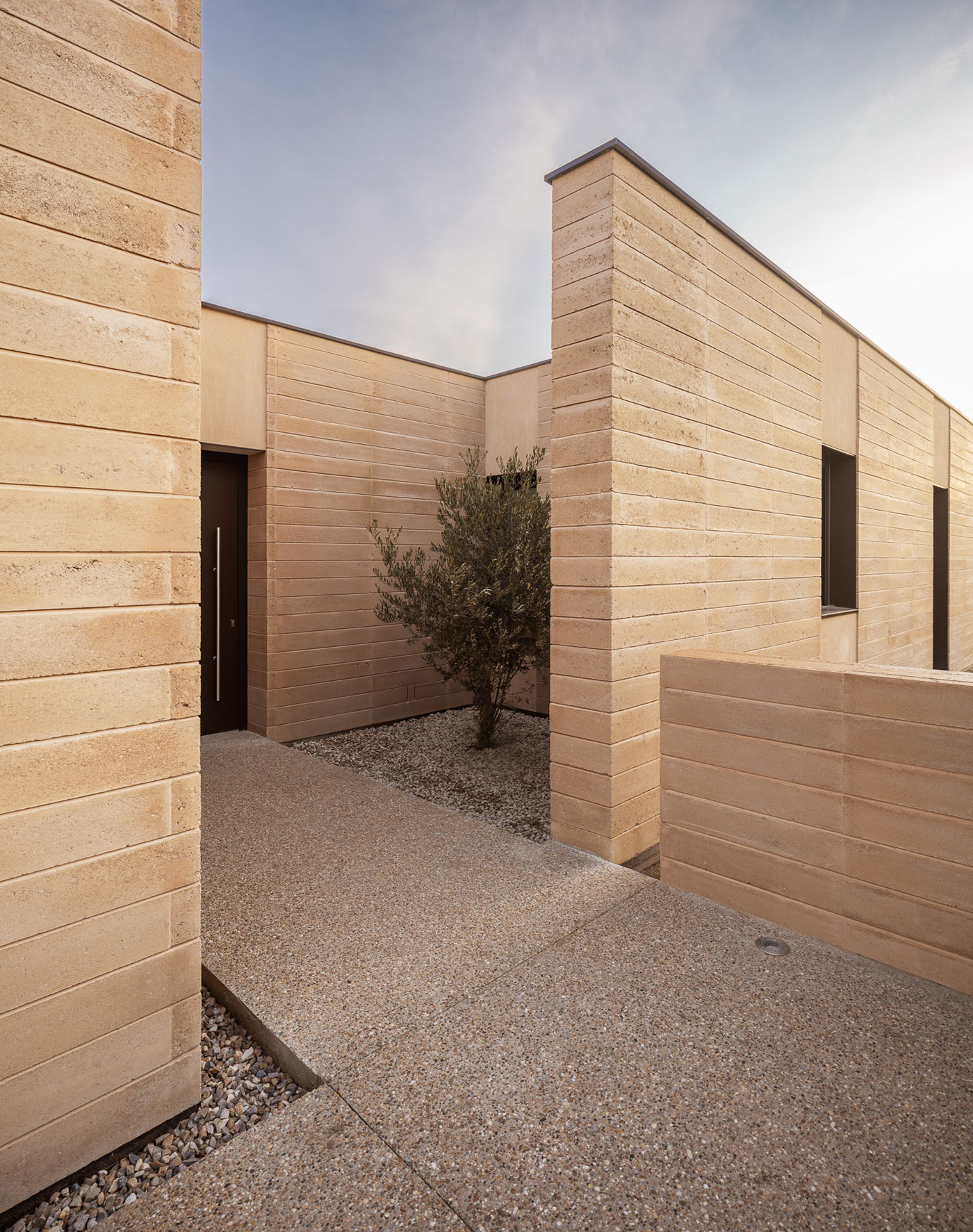 Casa Neutra Noro Estudio © Judith Casas 2