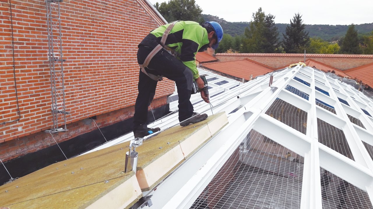 Cubiertas ligeras y eficientes con panel sándwich de madera (1)