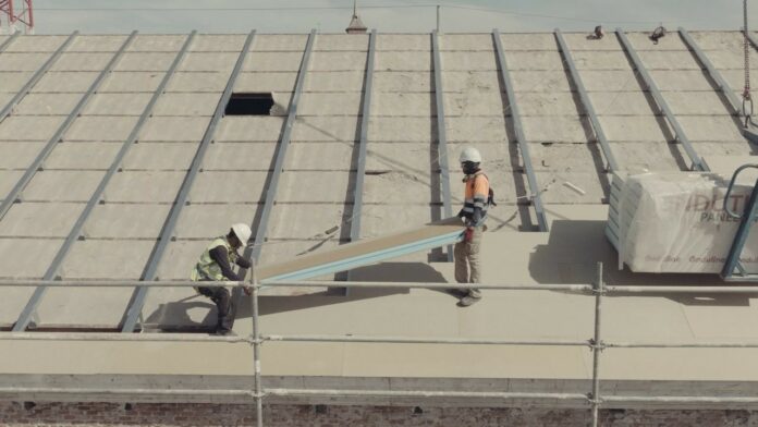 Cubiertas ligeras y eficientes con panel sándwich de madera (3)