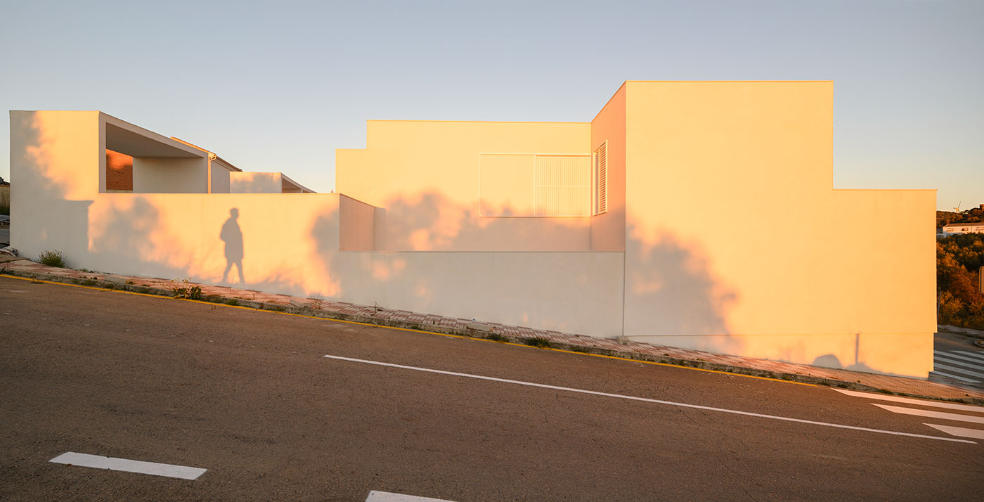 28-patios-y-14-viviendas-sociales--Crearctive-S.Coop.-And---Estudio-RKT-©-Nicolás-Díaz-10