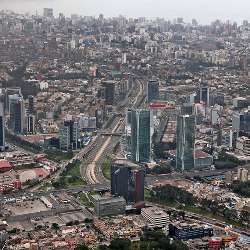 Pobreza metropolitana Aldo G. Facho Dede Mercado-Negro