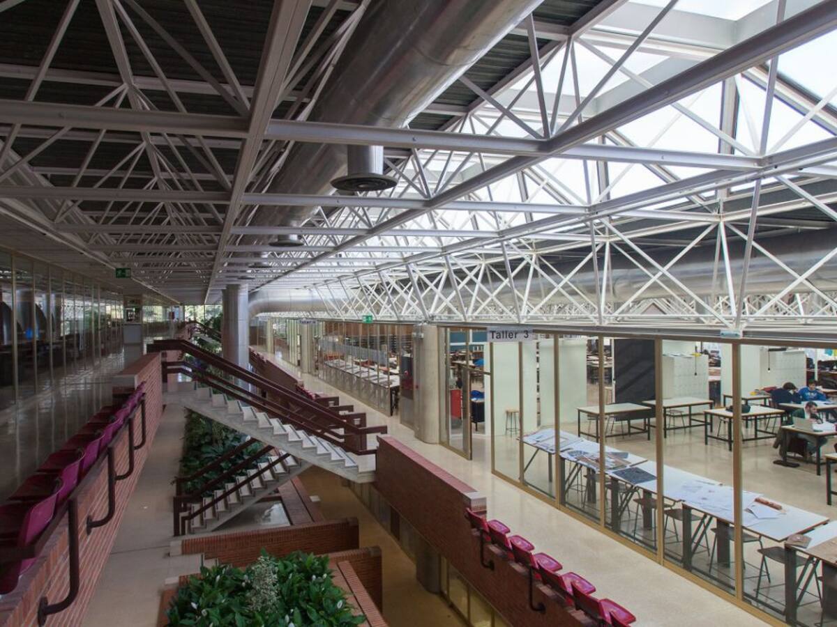 Entender al arquitecto Eduardo Domingo de Miguel Universidad de Navarra