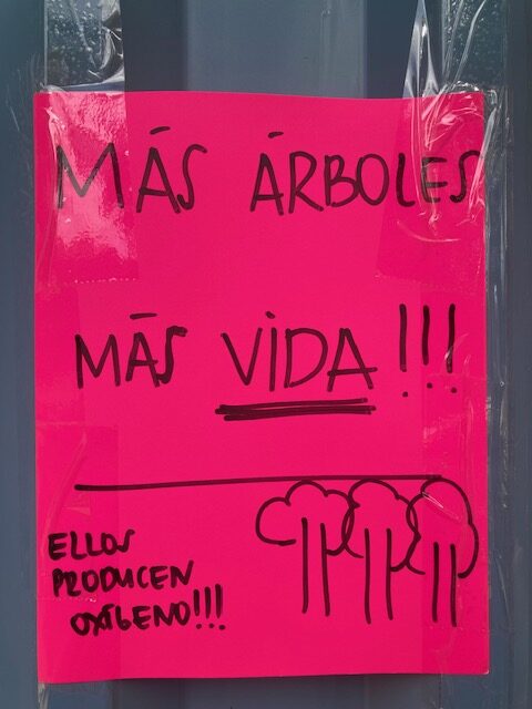 El barrio, como última resistencia social. Ensayo acerca de los barrios pasados, presentes y futuros (I) Adolfo Gabriel Ayala Moreno