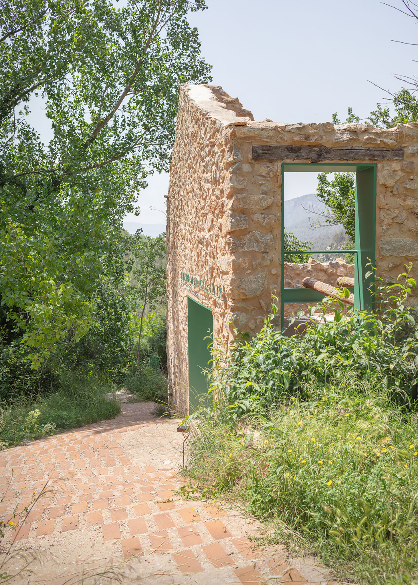 El camino de la Almazara. Regeneración del espacio Almazara-Lavadero de la Artejuela ©Milena-Villalba 3