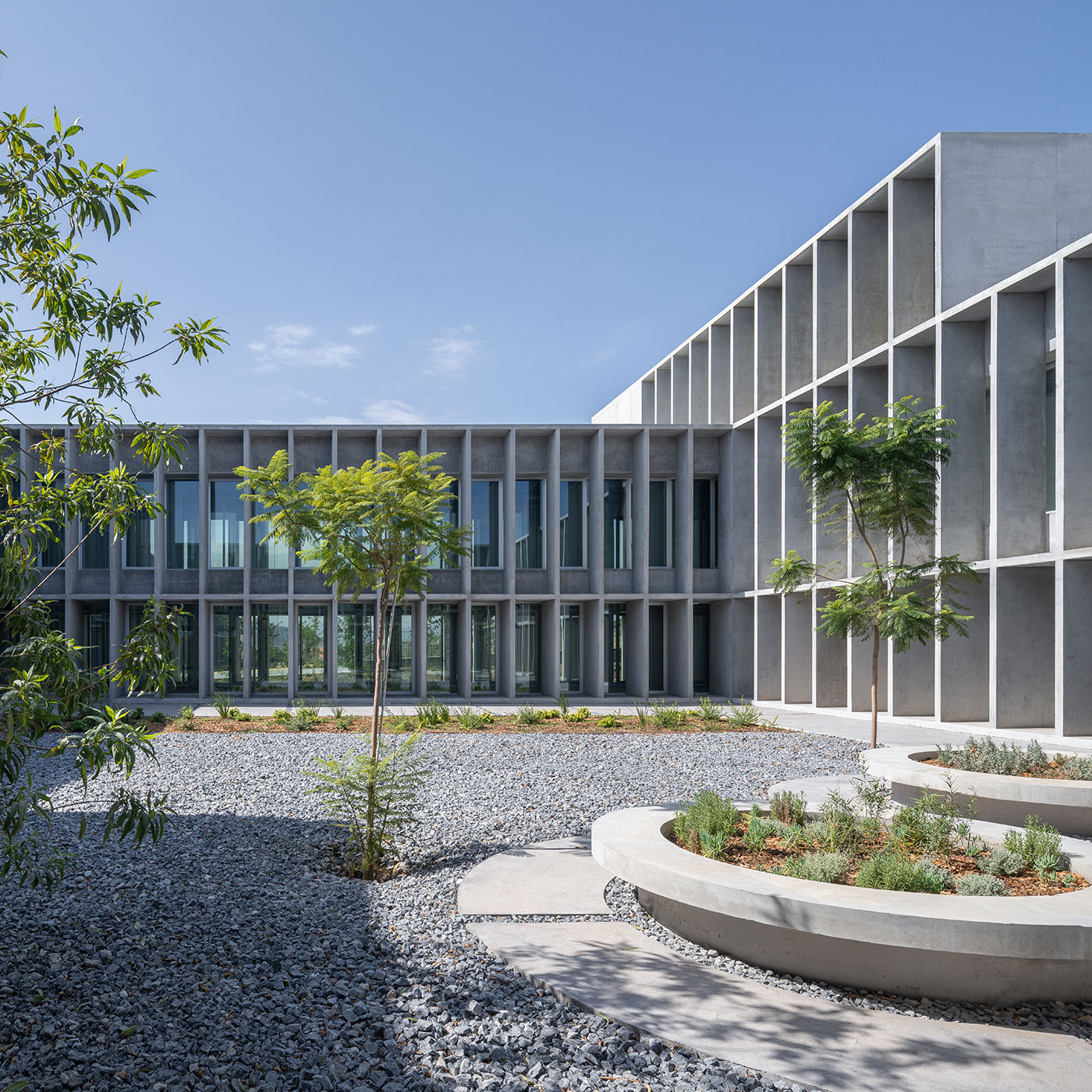 Facultad de Turismo, Universidad de Málaga Vaillo +Arquitectos © Rubén Pérez Bescós 8.Patio-2