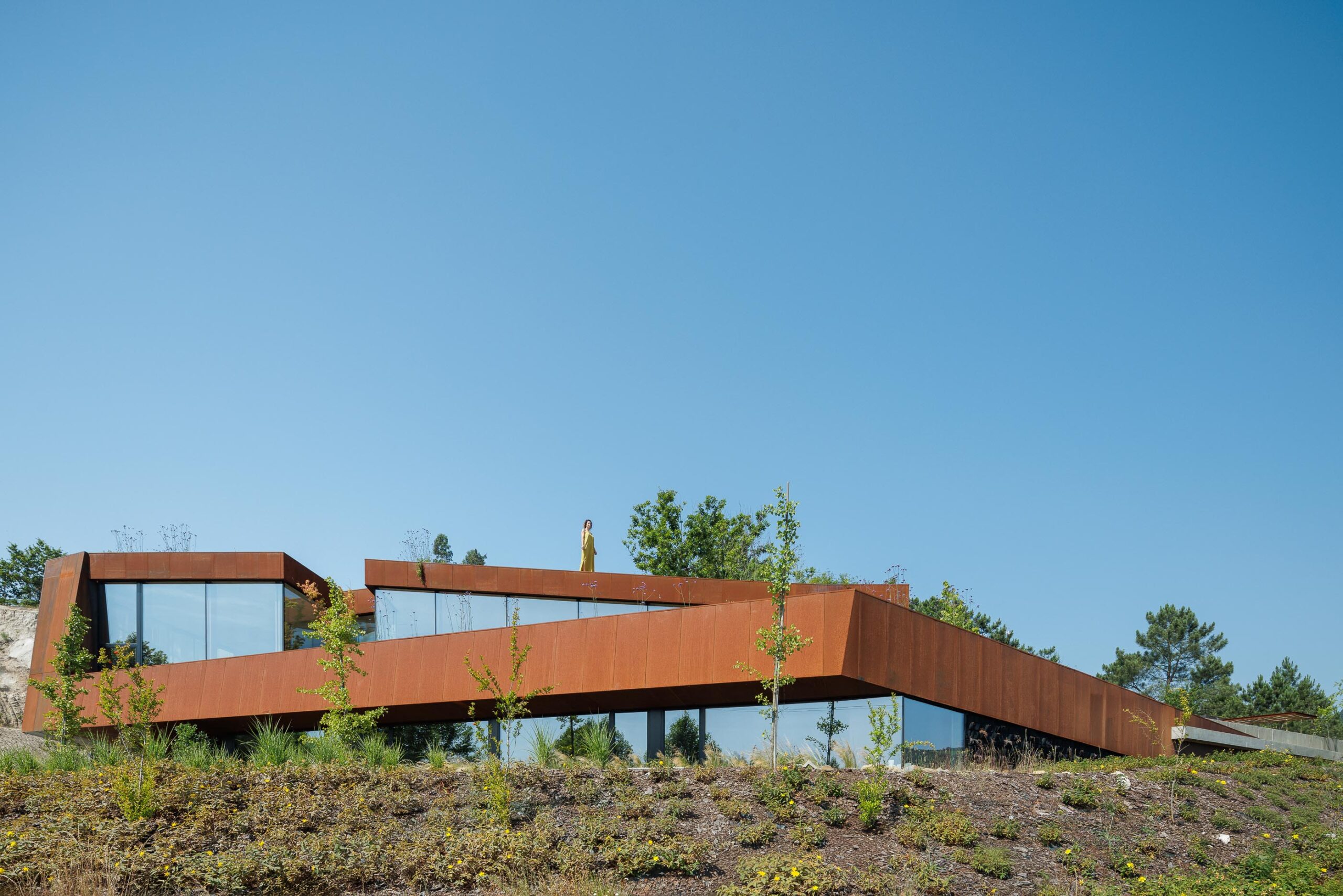 Casa Corten atelier HPA © Ivo Tavares Studio 1