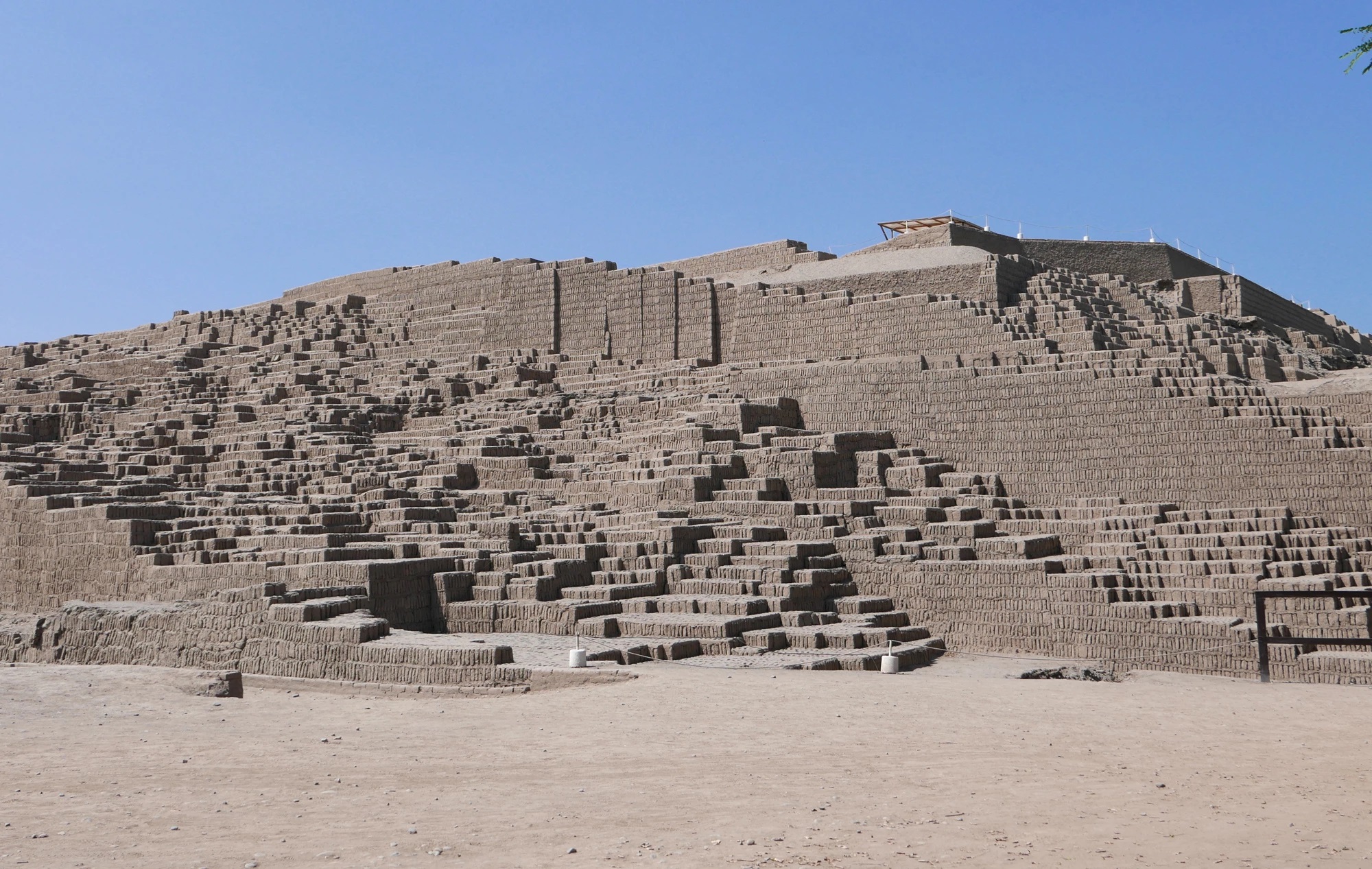 Juaccaplan Lima, ciudad antigua. El legado vivo de nuestros antepasados ​​Aldo G. Facho Dede