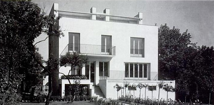 La casa Wittgenstein Óscar Tenreiro Degwitz Casa Moller. Fachada posterior. Ventanas como en la Casa Wittgenstein