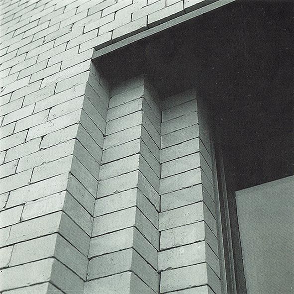 Arqueología de la técnica Miguel Ángel Díaz Camacho Bankinter, obra de Ramón Bescós y Rafael Moneo durante los años 1972-1977