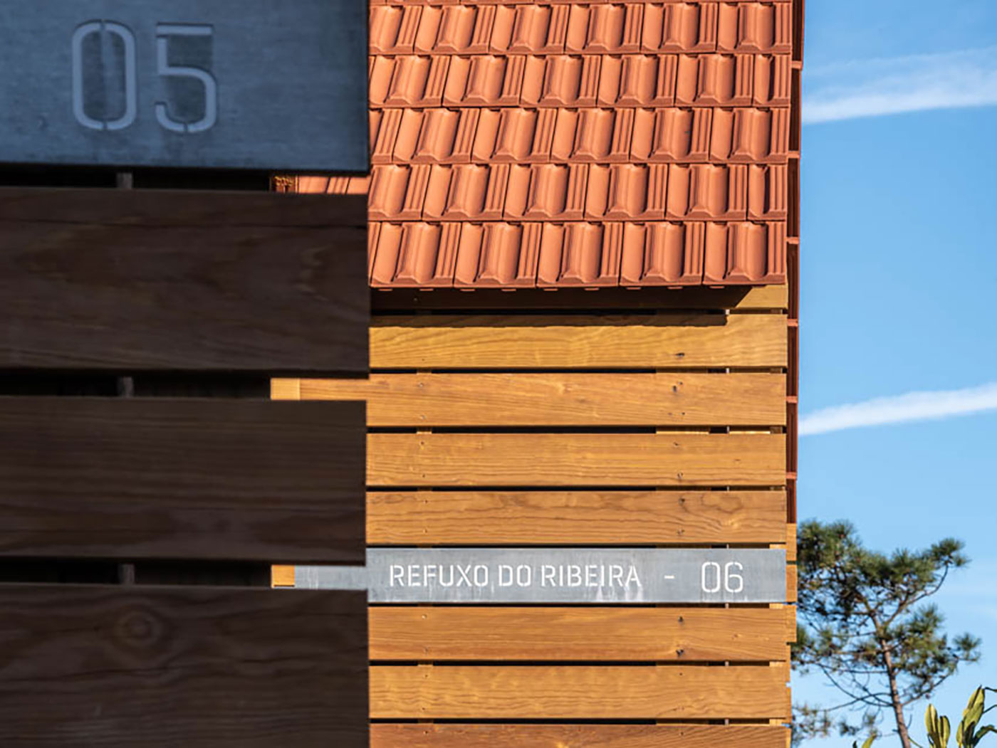 Refuxos de Porto Quilmas Reinterpretar la arquitectura vernacula desde la cubierta