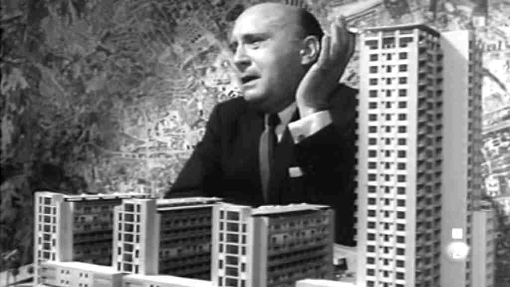 Una inmobiliaria en las pantallas Jorge Gorostiza Leonardo Borja Salcedo (Guillermo Marín)
