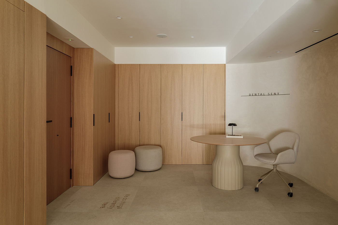Dental Seny | David Hernández Arquitectura - Murillo Arquitectos © Cristina Goleman Dental Seny David Hernández Arquitectura - Murillo Arquitectos © Cristina Goleman 12