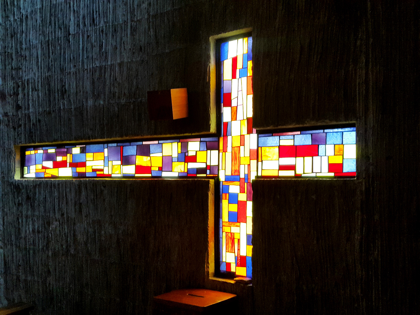 Iglesia de Nuestra Señora de Fátima (1969) en San Pedro de Montes de Oca (Costa Rica) 03B