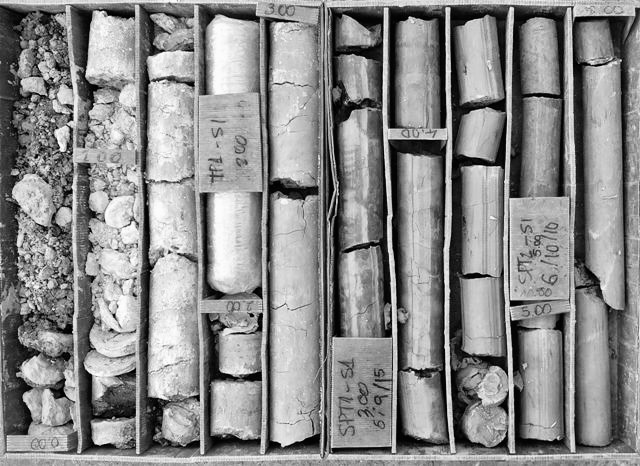 Sondeo, como un muestrario de mercería geológica. Fuente: Wikipedia Estudio geotécnico David García-Manzanares Vázquez de Agredos