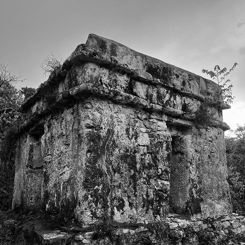 VAD14 Los acervos Etnohistoria del patrimonio arquitectónico maya Sánchez Aroche